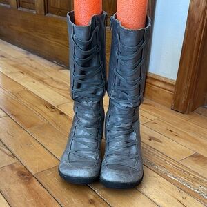 Miz Mooz Women’s 9.5 Boots